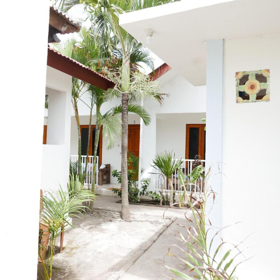 דירות גילי טרוונגן Rumah Side מראה חיצוני תמונה
