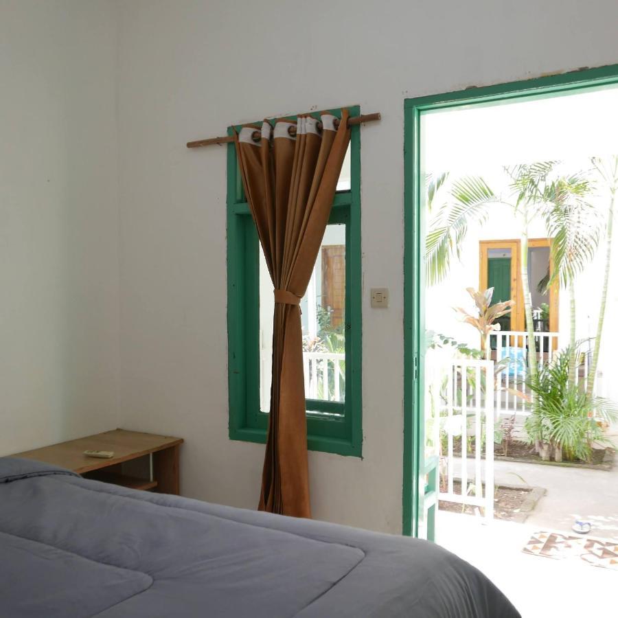 דירות גילי טרוונגן Rumah Side מראה חיצוני תמונה