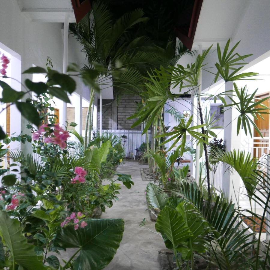דירות גילי טרוונגן Rumah Side מראה חיצוני תמונה